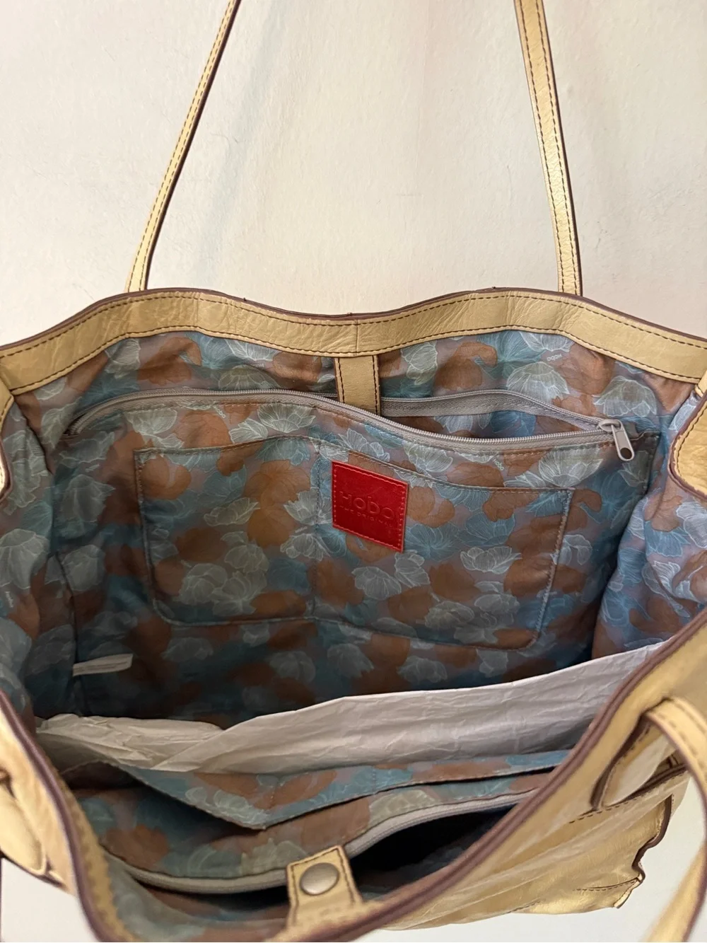 HOBO light Tan slouchy Leather Tote with Front Pocket
